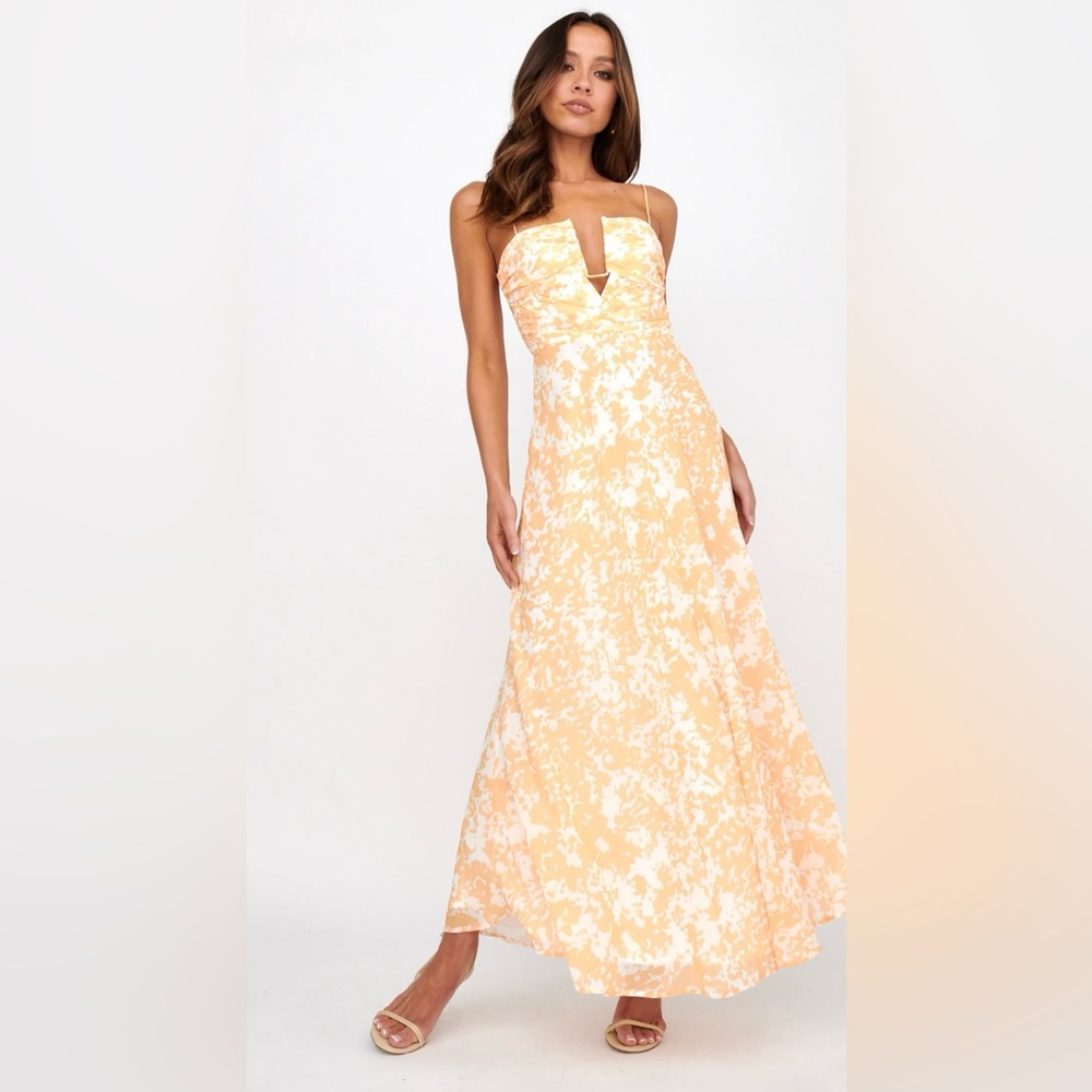 HUDA U-WIRE BUST LOW BACK MAXI
DRESS YELLOW